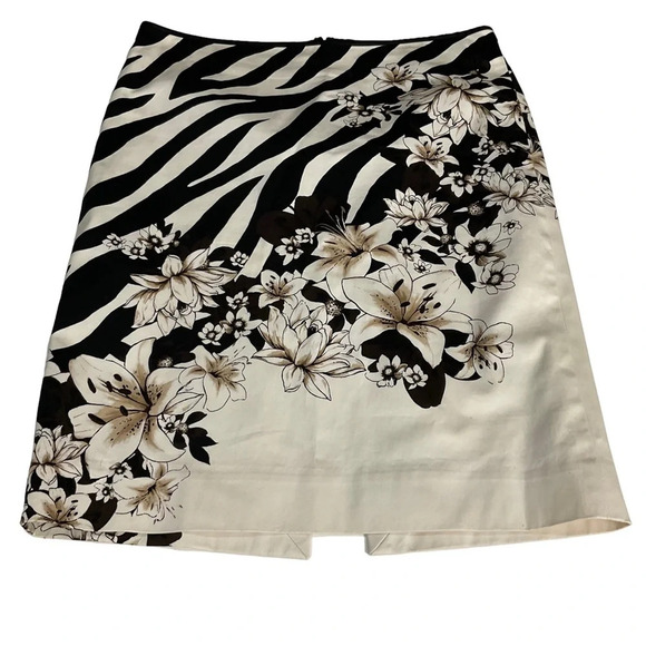 WHITE HOUSE BLACK MARKET SKIRT-SIZE 4 ZEBRA PRINT AND FLOWERS - Picture 1 of 12
